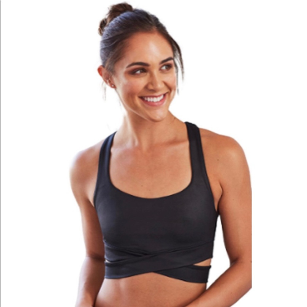 Manduka wrap band sports bra black